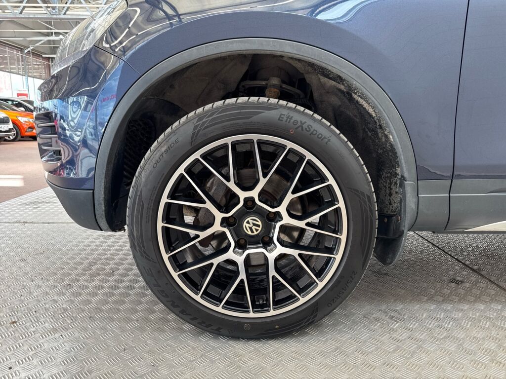 Volkswagen Touareg 2010 Sininen