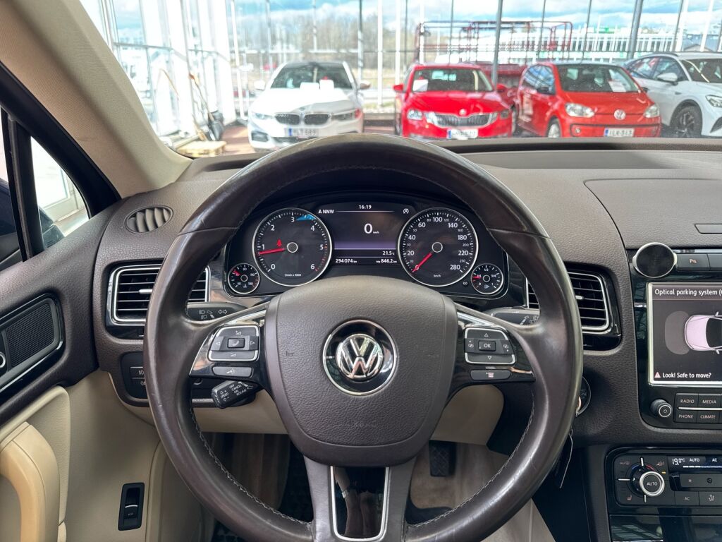 Volkswagen Touareg 2010 Sininen