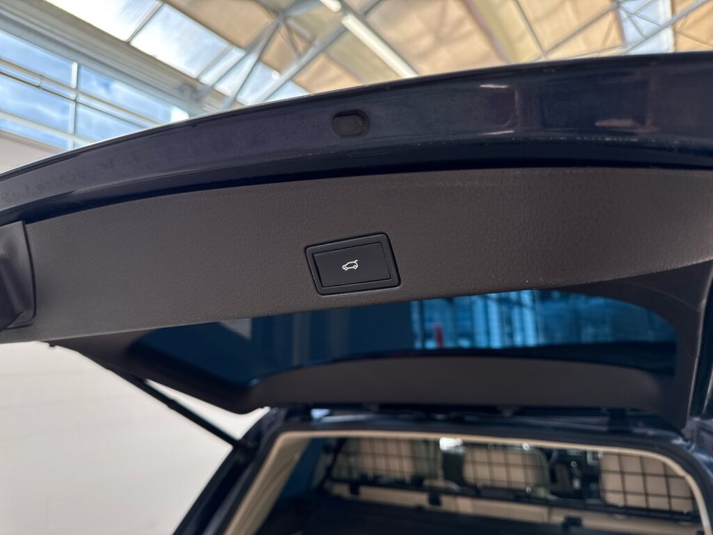 Volkswagen Touareg 2010 Sininen