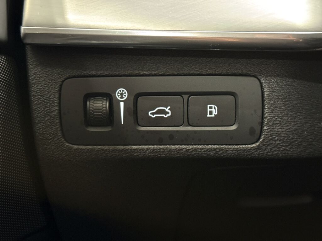 Volvo XC90 2019 Valkoinen