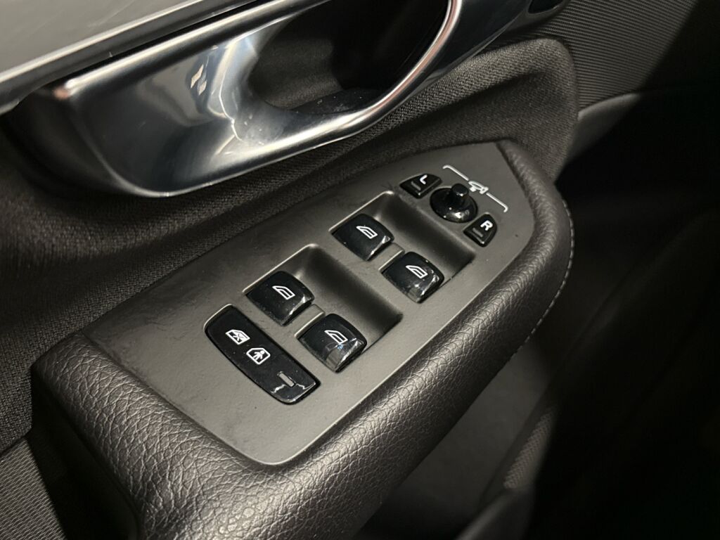 Volvo XC90 2019 Valkoinen