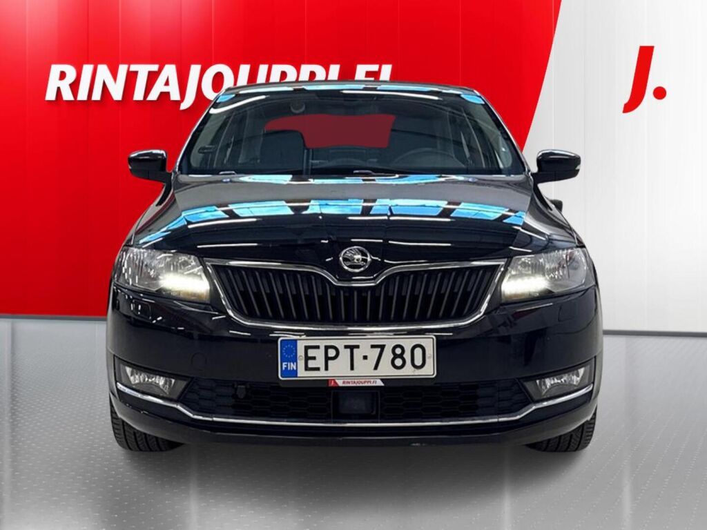 Skoda Rapid 2018 Musta
