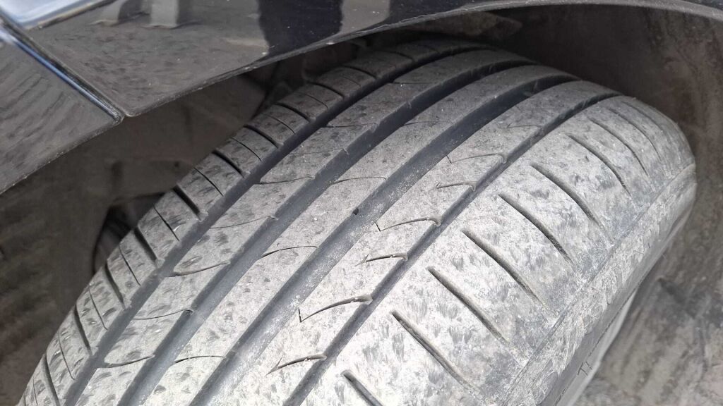 Mercedes-Benz E 2013 Musta