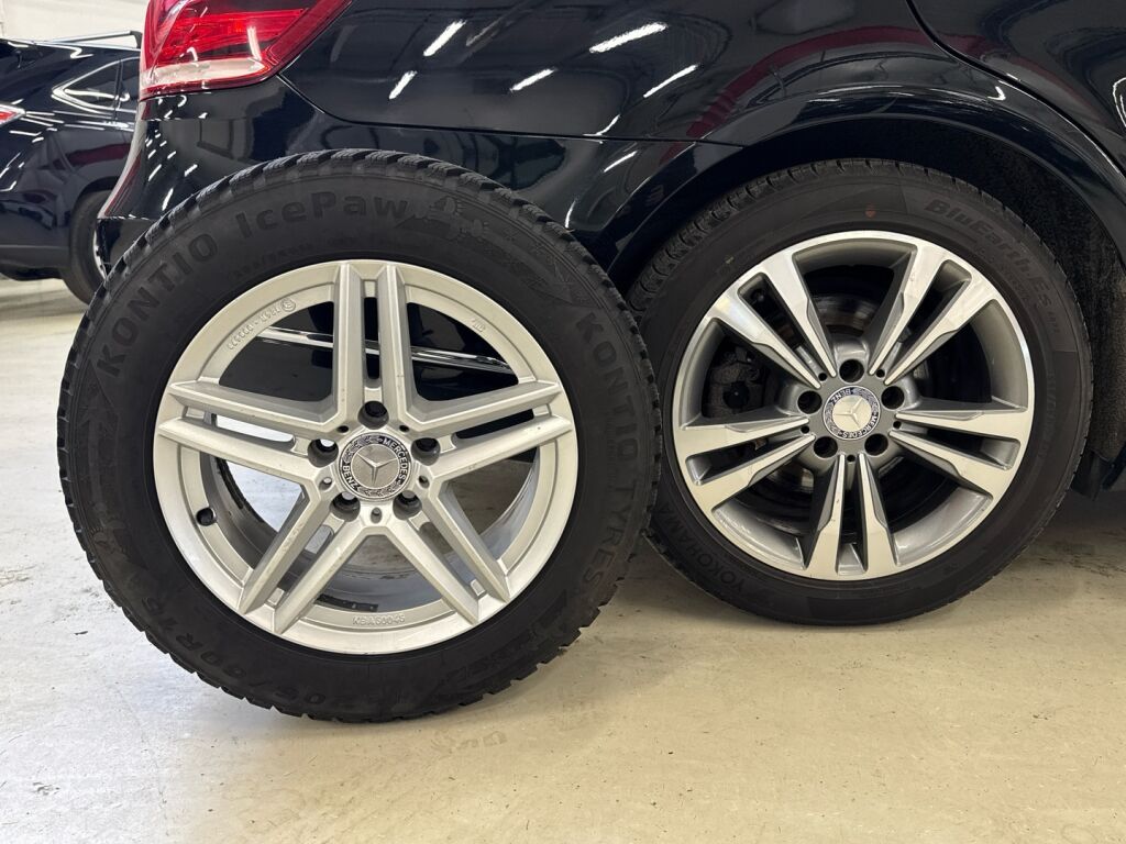 Mercedes-Benz E 2013 Musta