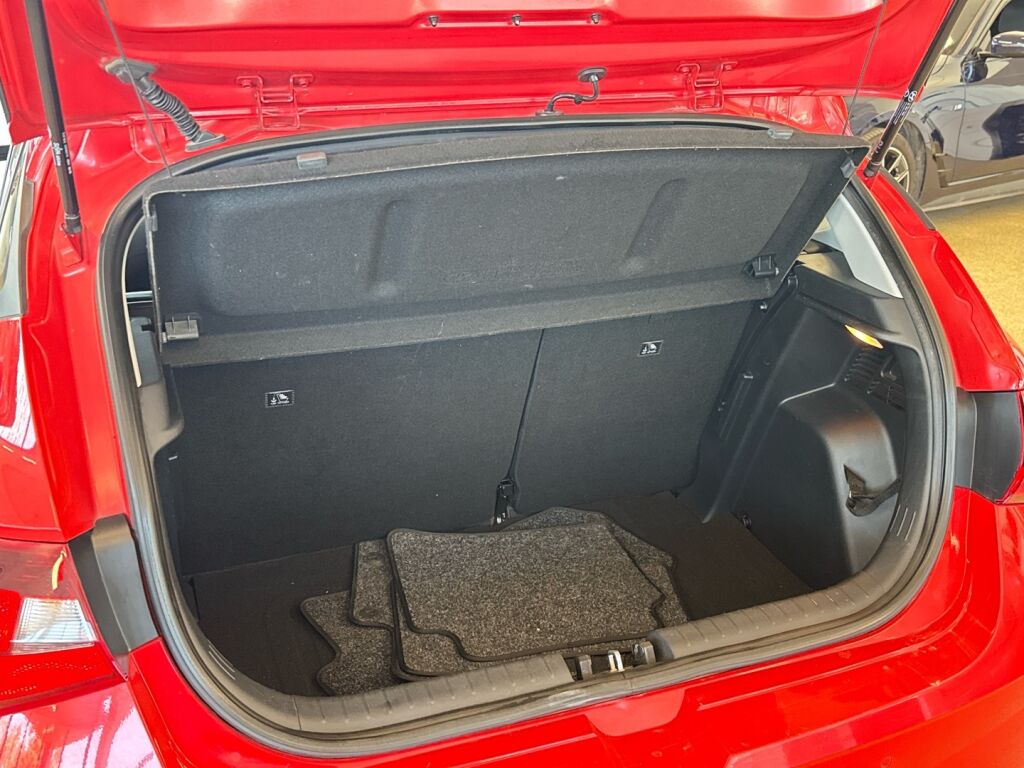 Hyundai i20 Hatchback 2021 Punainen