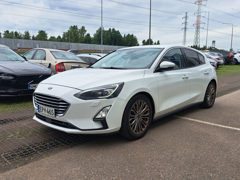Ford Focus 2019 Valkoinen