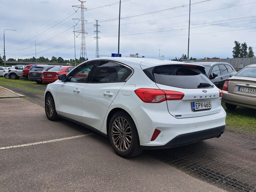 Ford Focus 2019 Valkoinen