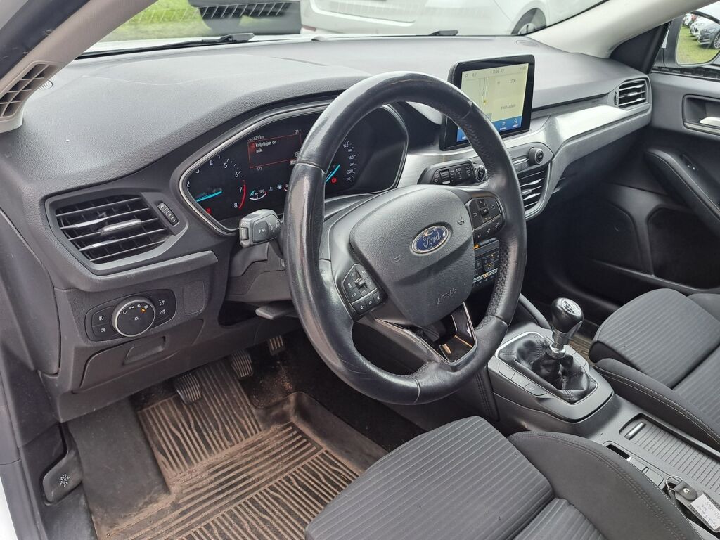 Ford Focus 2019 Valkoinen