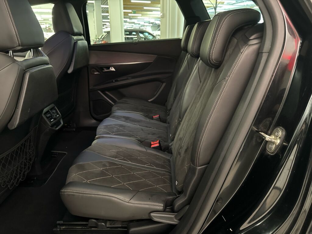 Peugeot 5008 2019 Musta