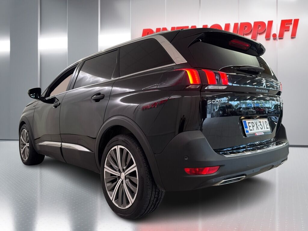 Peugeot 5008 2019 Musta