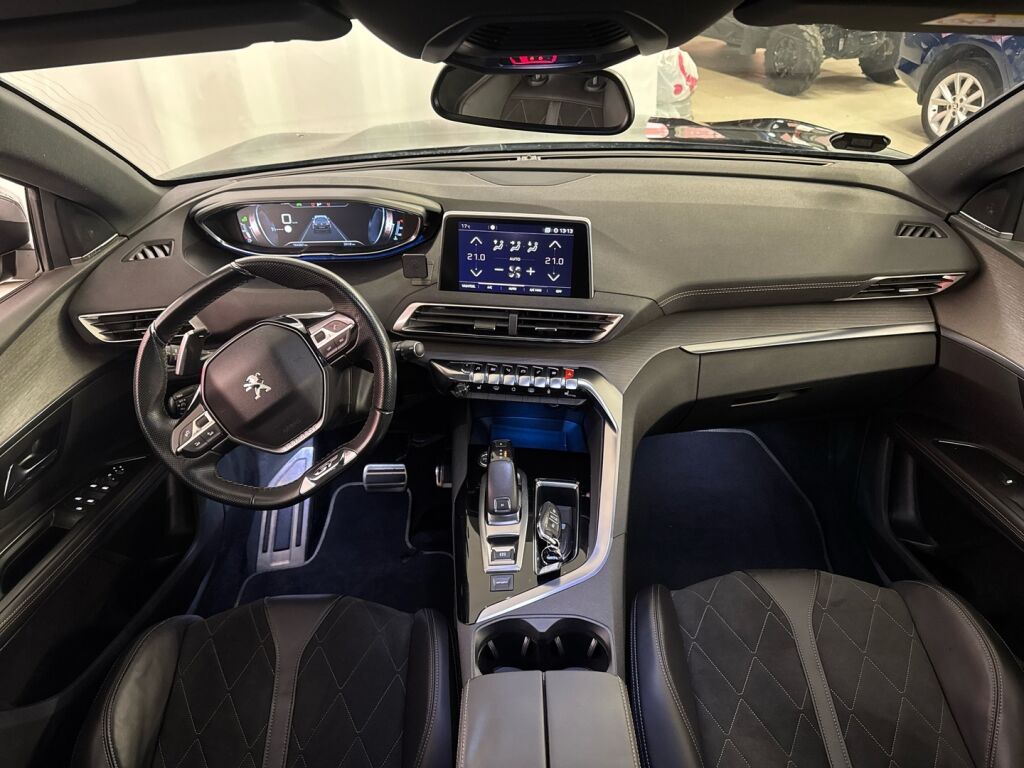 Peugeot 5008 2019 Musta