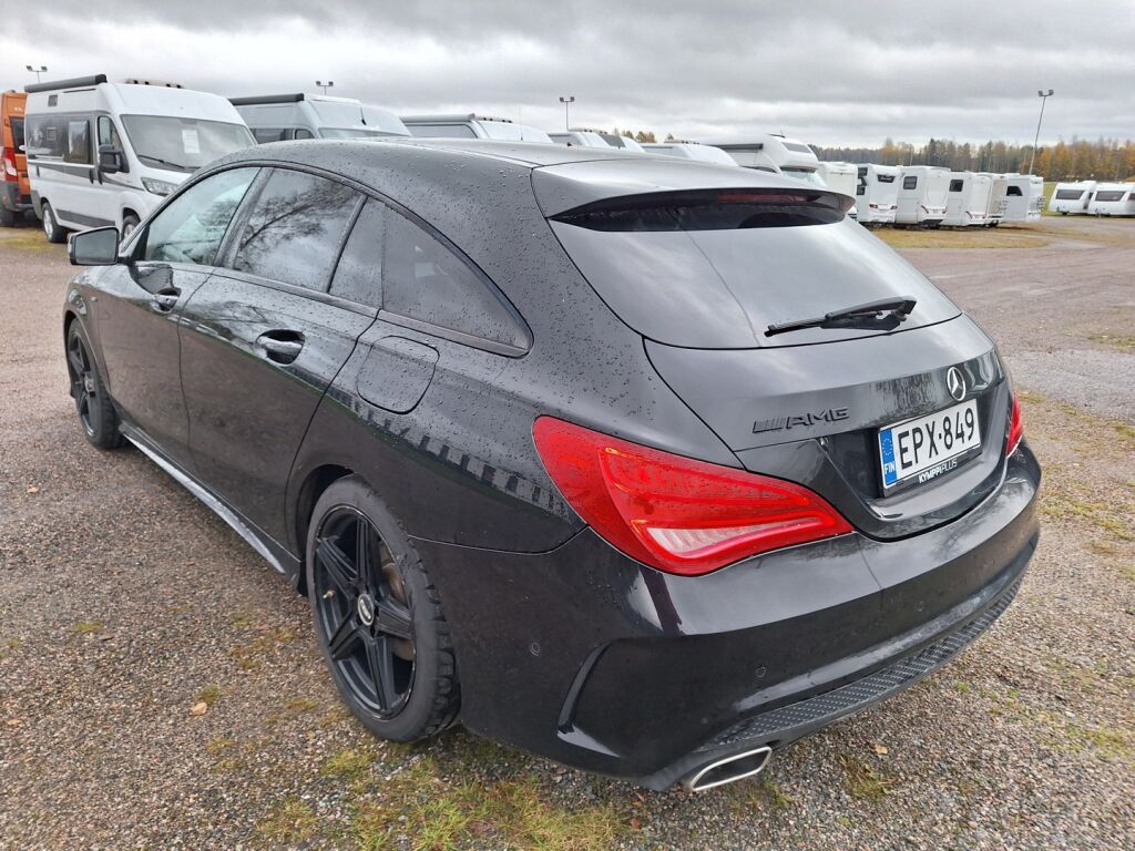 Mercedes-Benz CLA 2015 Musta