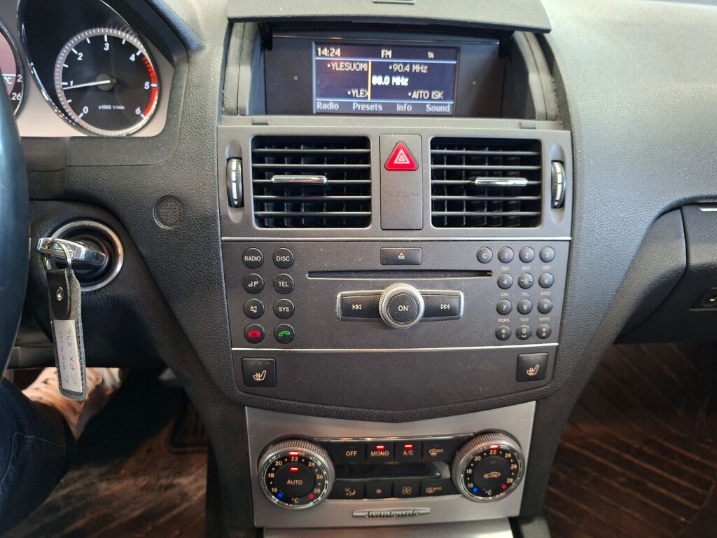 Mercedes-Benz C 2010 Harmaa