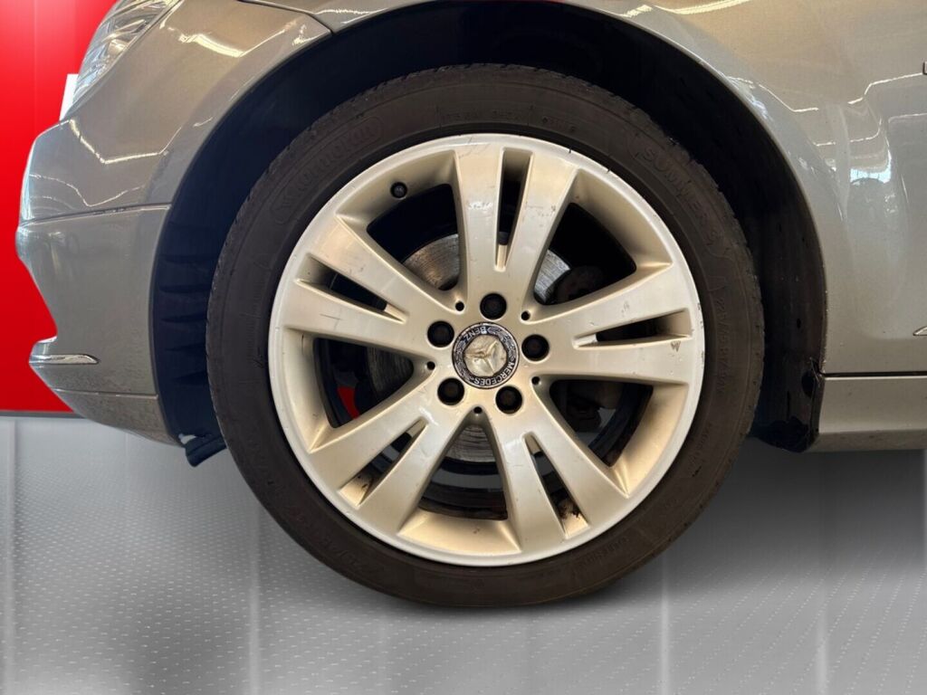 Mercedes-Benz C 2010 Harmaa