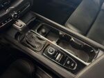Volvo XC60 2019 Sininen