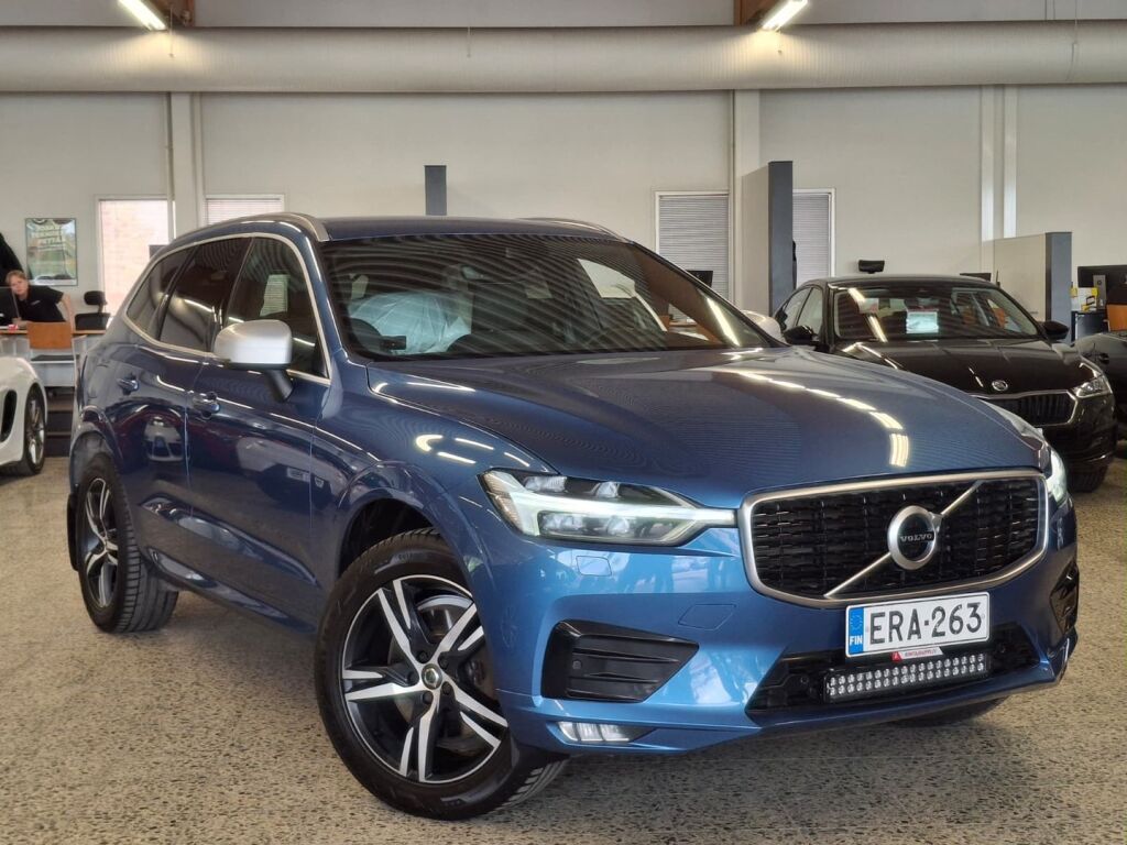 Volvo XC60 2019 Sininen