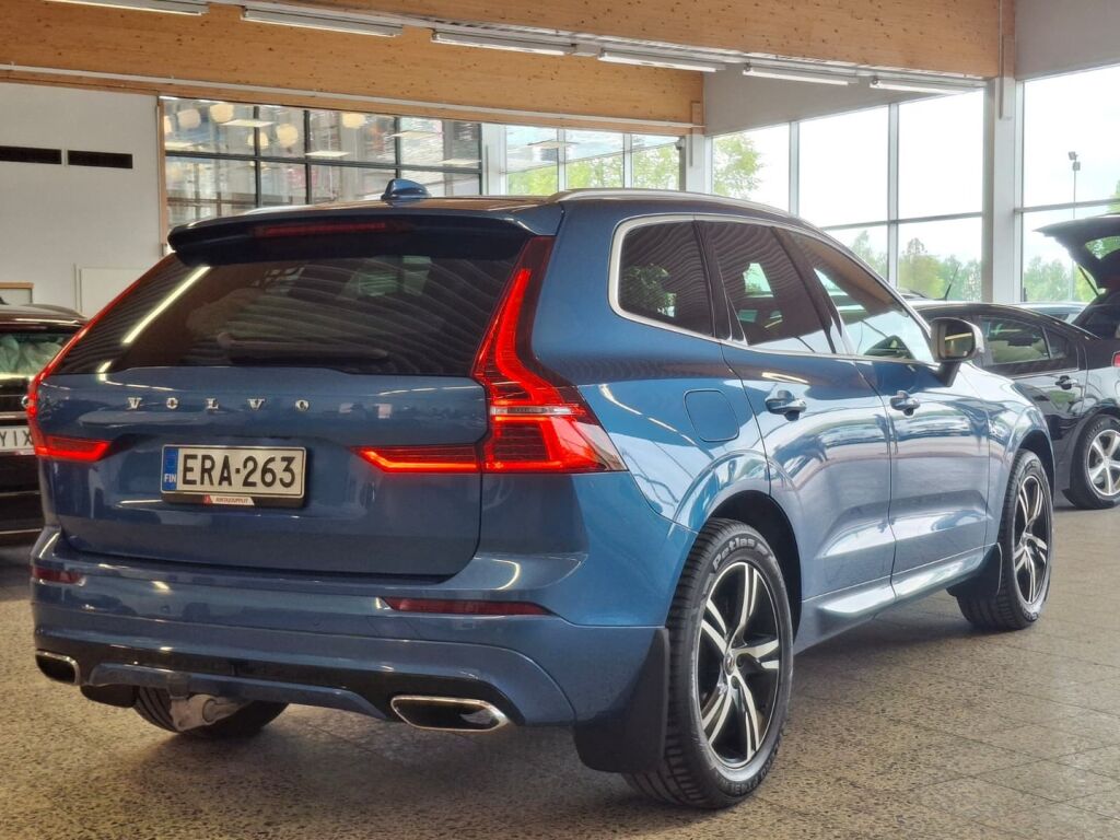 Volvo XC60 2019 Sininen