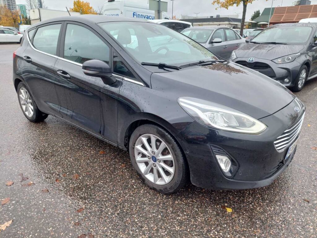 Ford Fiesta 2019 Musta
