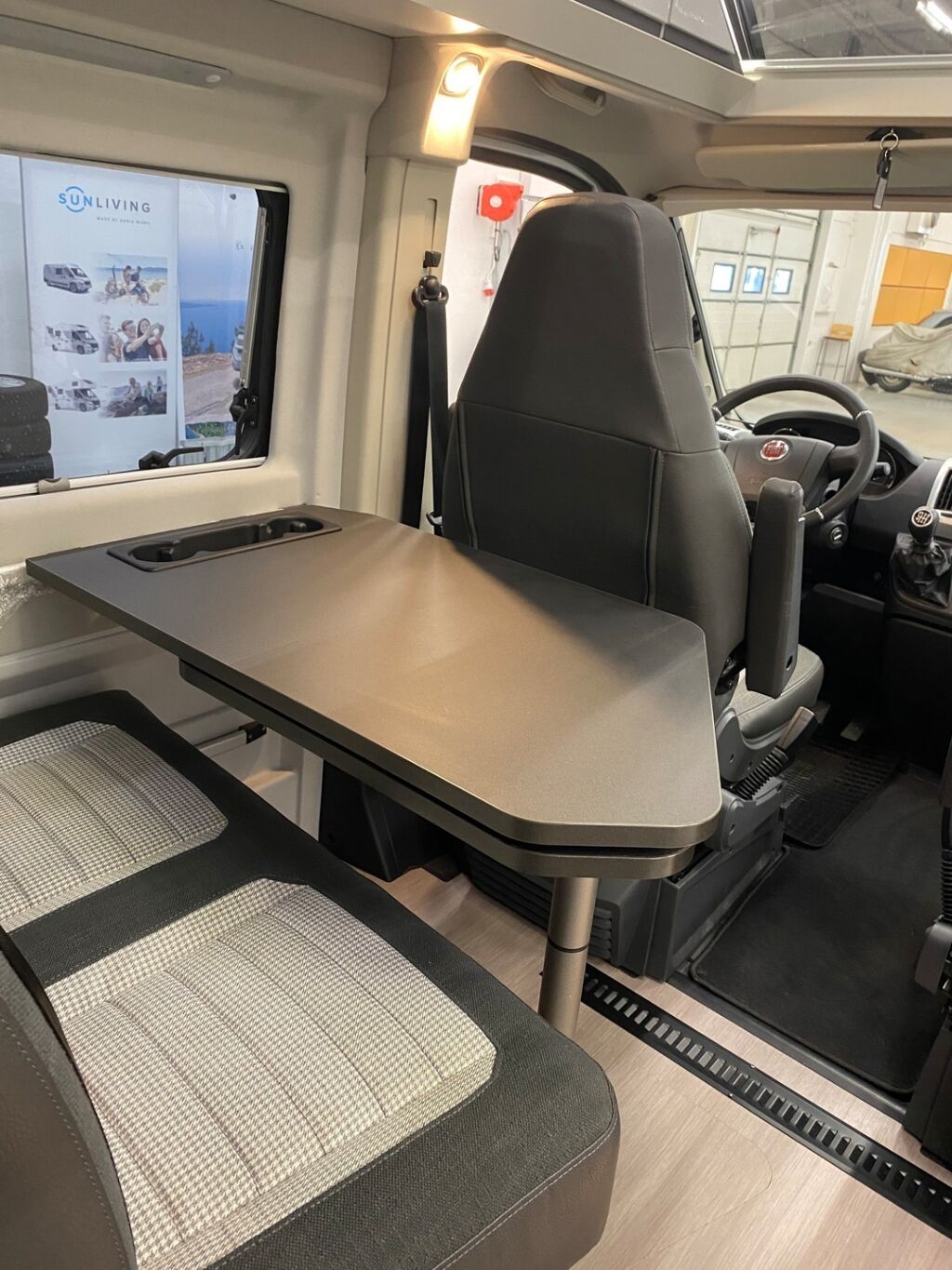 Adria Twin Supreme 640 SLB 2019 Harmaa
