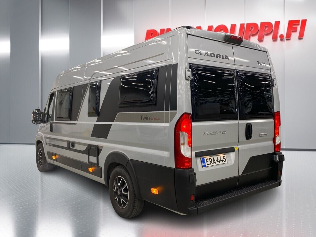 Adria Twin Supreme 640 SLB 2019 Harmaa