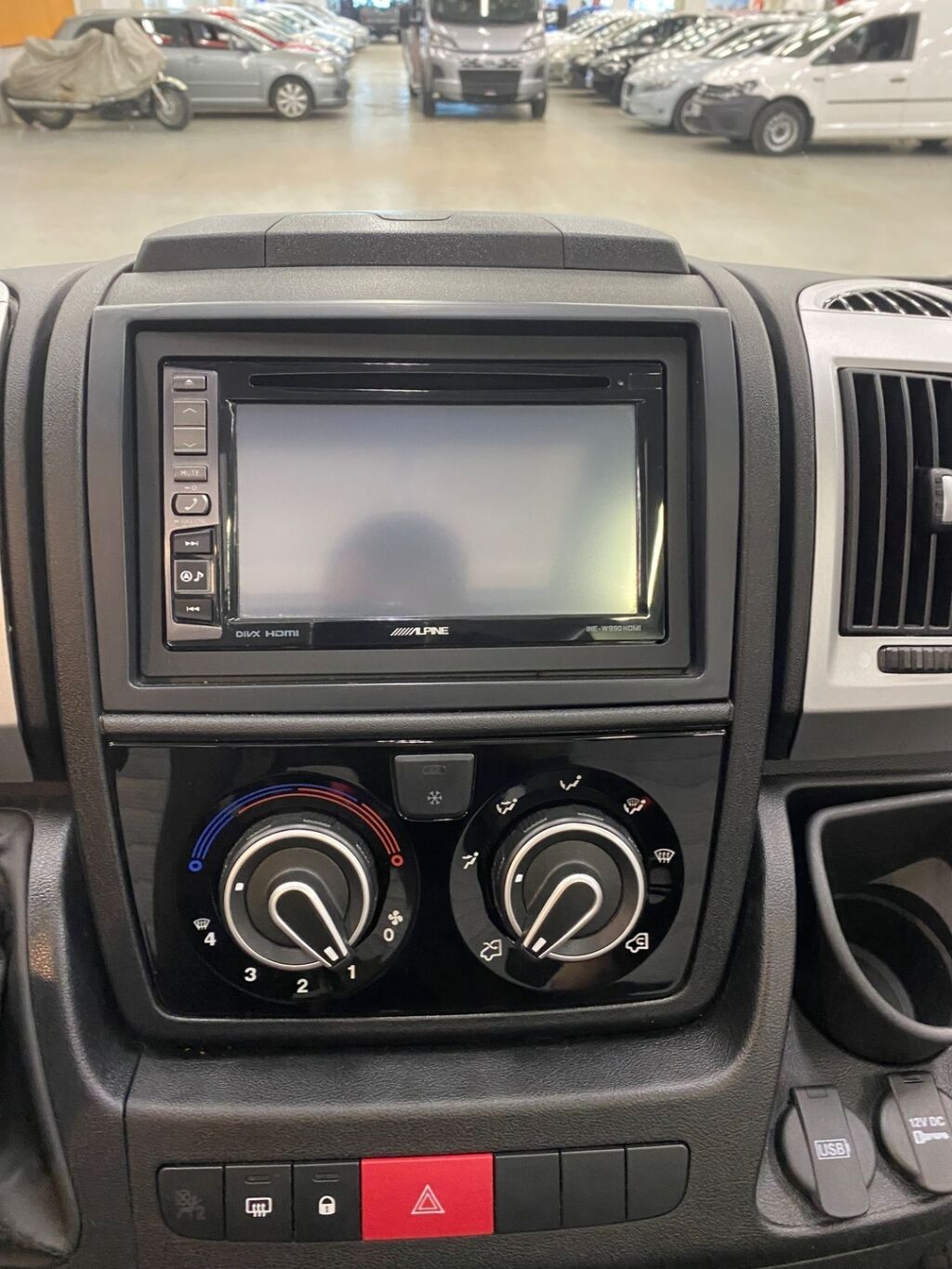 Adria Twin Supreme 640 SLB 2019 Harmaa