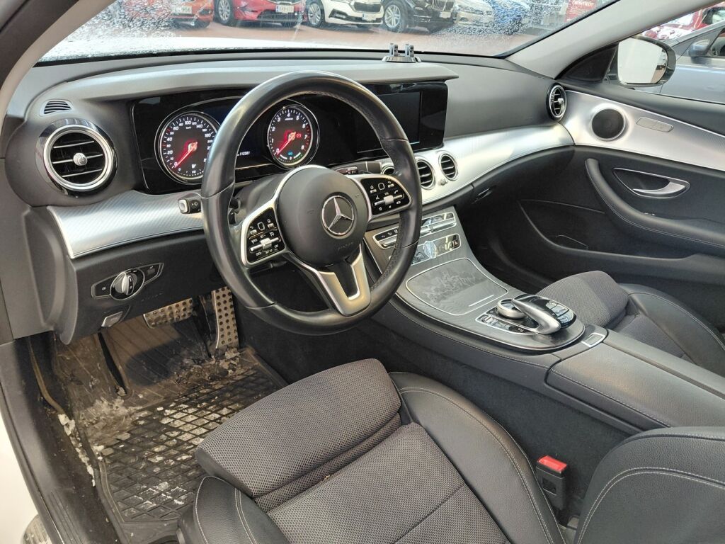 Mercedes-Benz E 2019 Valkoinen