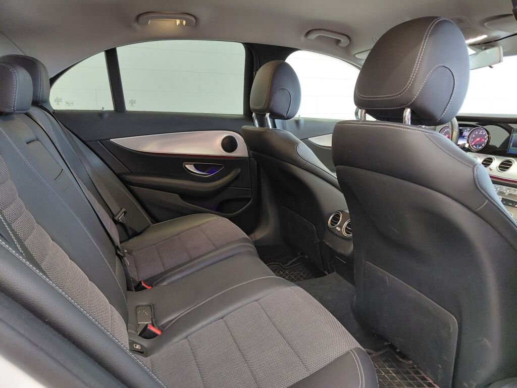 Mercedes-Benz E 2019 Valkoinen