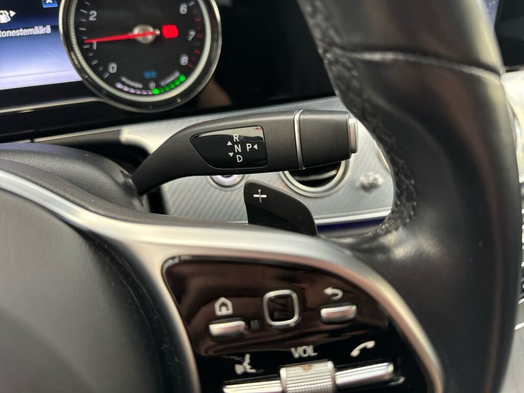 Mercedes-Benz E 2019 Valkoinen