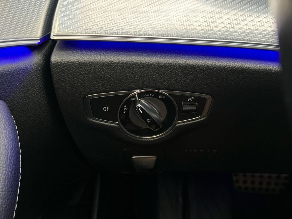 Mercedes-Benz E 2019 Valkoinen