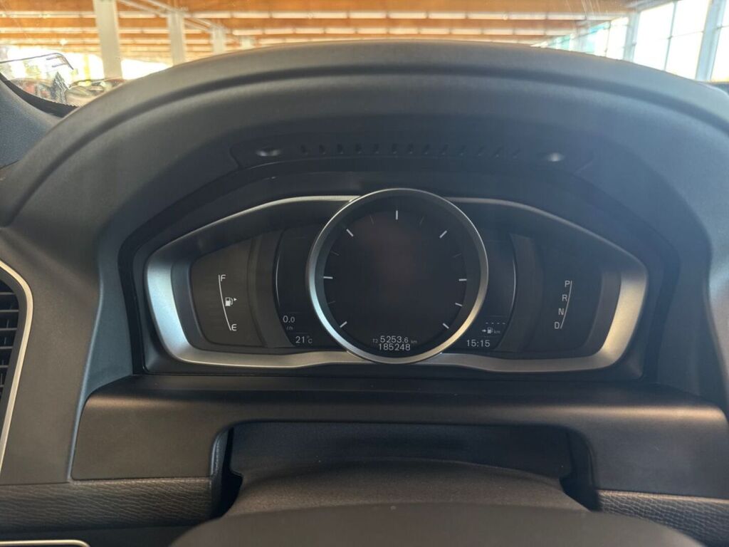 Volvo XC60 2016 Valkoinen