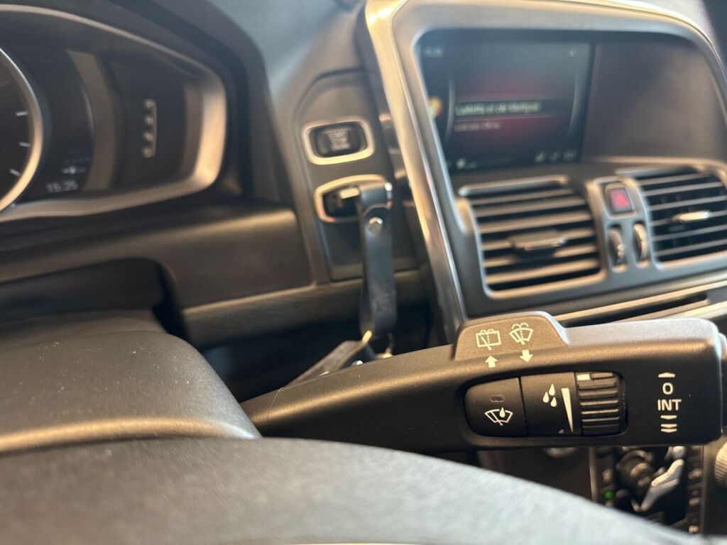 Volvo XC60 2016 Valkoinen