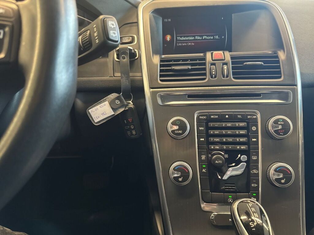 Volvo XC60 2016 Valkoinen