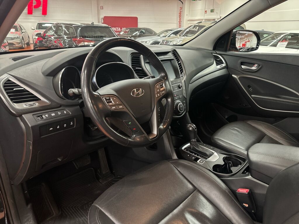 Hyundai Santa Fe 2016 Musta