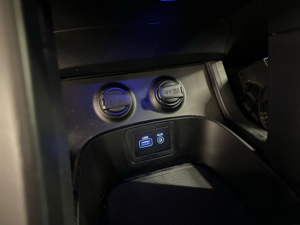 Hyundai Santa Fe 2016 Musta