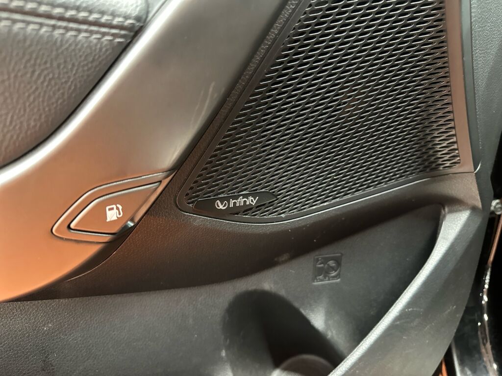 Hyundai Santa Fe 2016 Musta