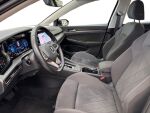 Volkswagen Golf 2022 Musta