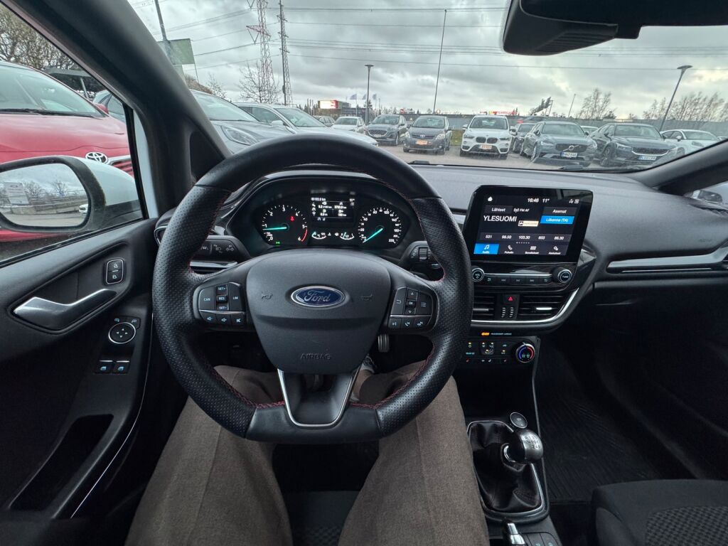 Ford Fiesta Van 2019 Valkoinen