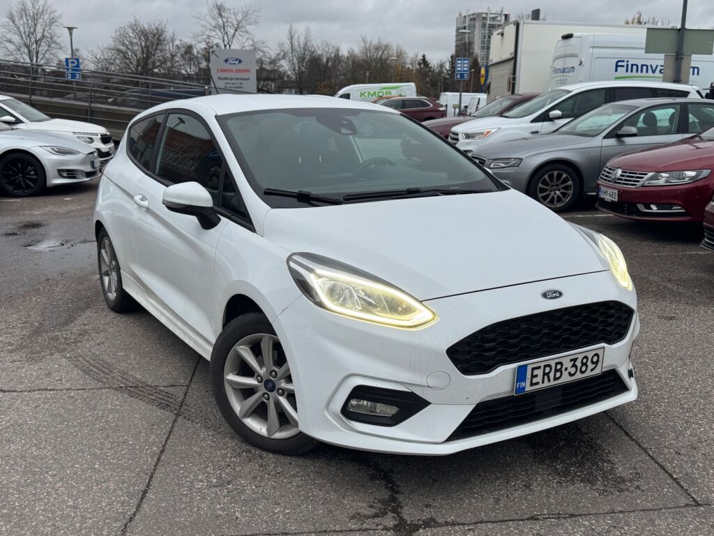 Ford Fiesta Van 2019 Valkoinen