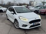 Ford Fiesta Van 2019 Valkoinen