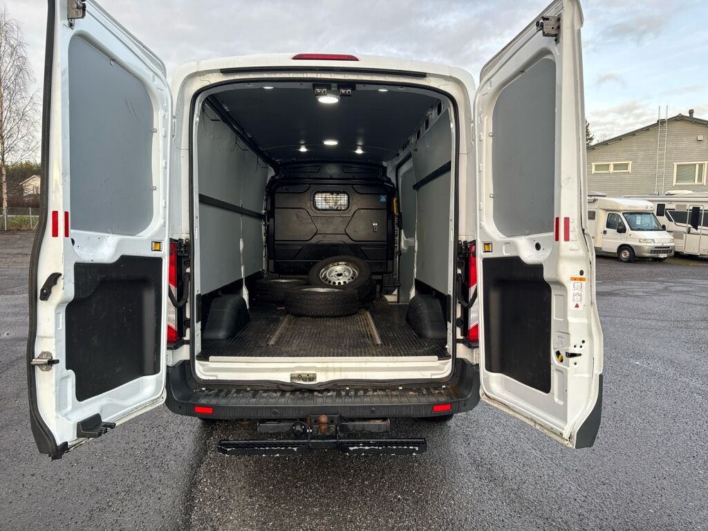 Ford Transit 2019 Valkoinen