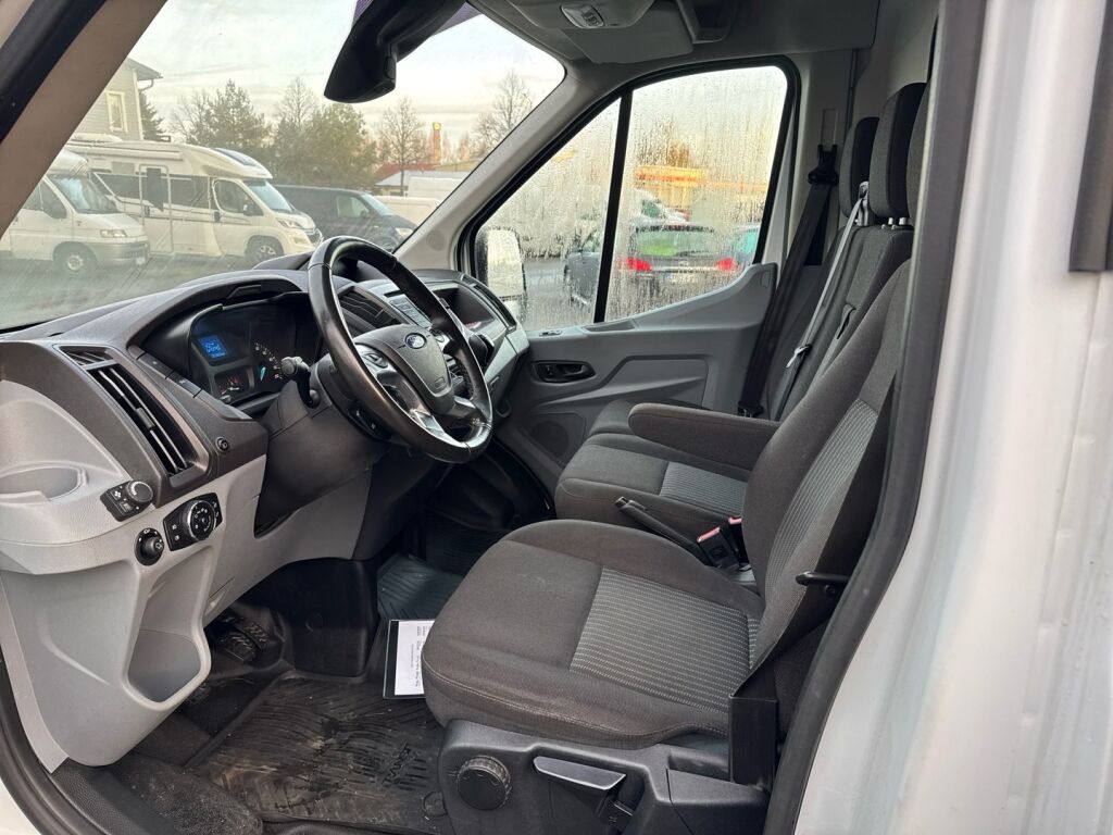 Ford Transit 2019 Valkoinen
