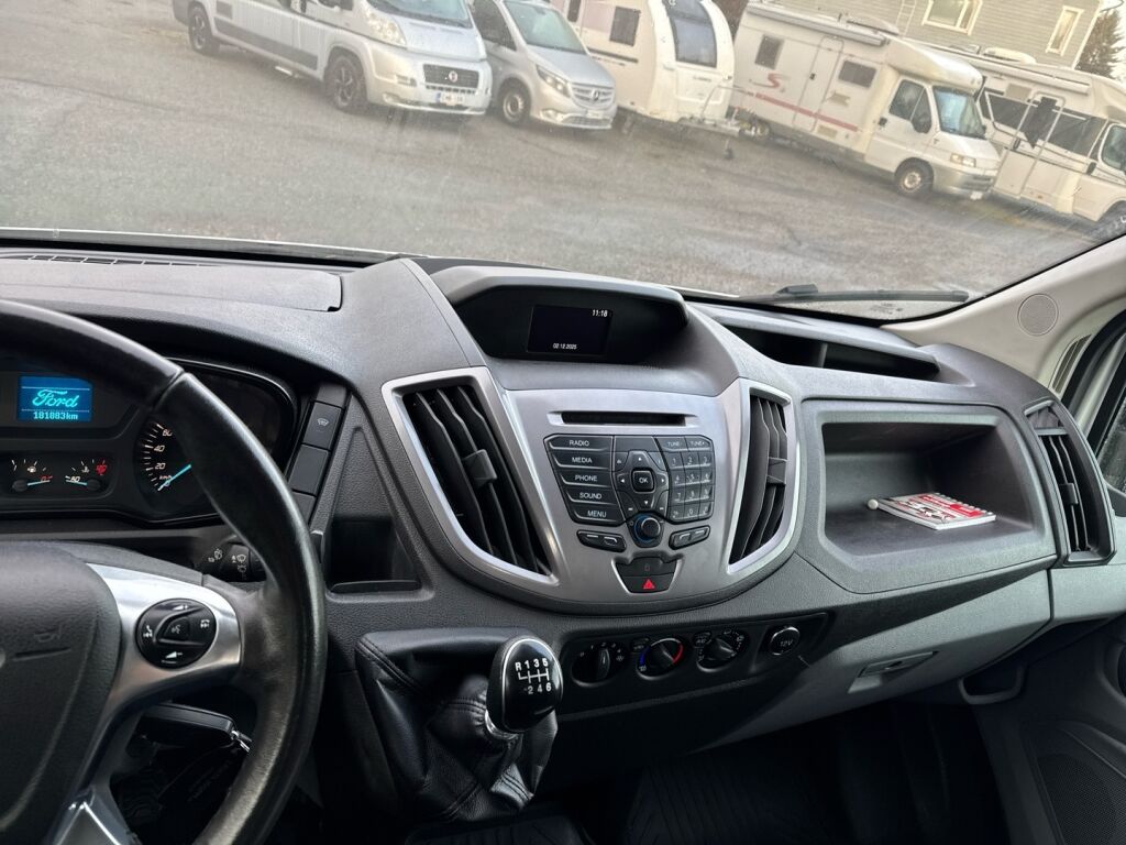 Ford Transit 2019 Valkoinen