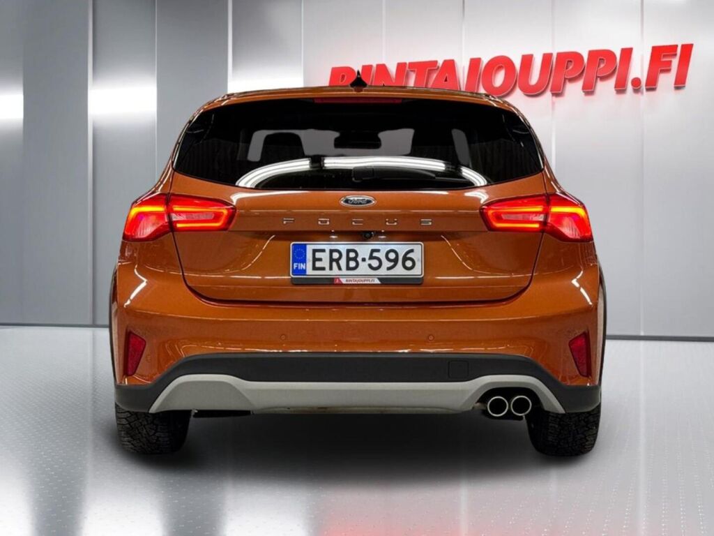 Ford Focus 2019 Metallinhohto Oranssi (Orange Glow)