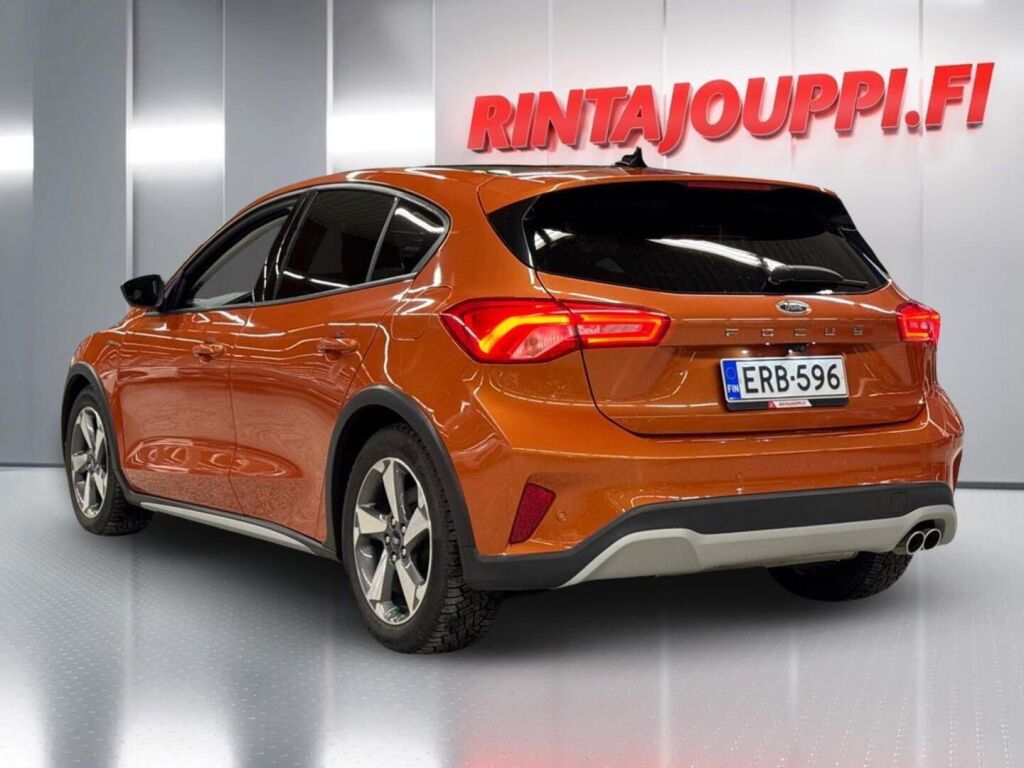 Ford Focus 2019 Metallinhohto Oranssi (Orange Glow)