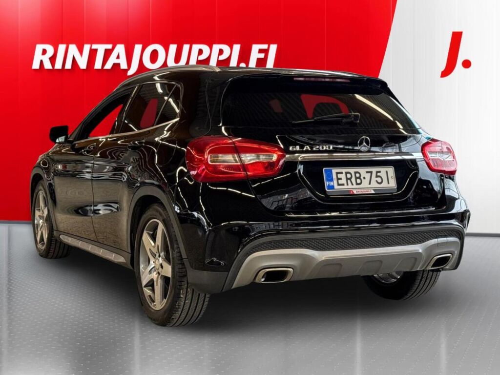 Mercedes-Benz GLA 2014 Musta