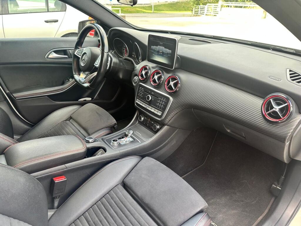 Mercedes-Benz A 45 AMG 2016 Valkoinen