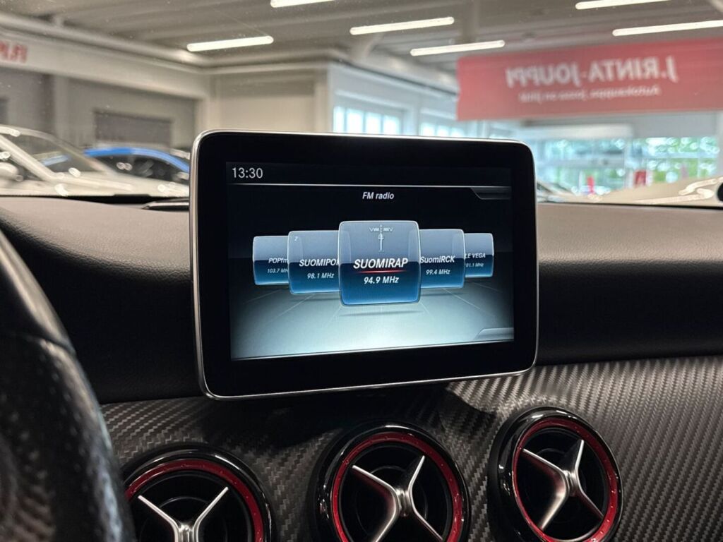Mercedes-Benz A 45 AMG 2016 Valkoinen