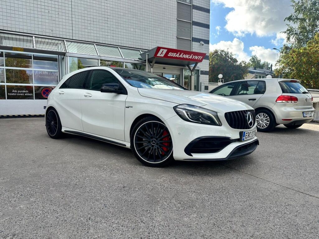 Mercedes-Benz A 45 AMG 2016 Valkoinen