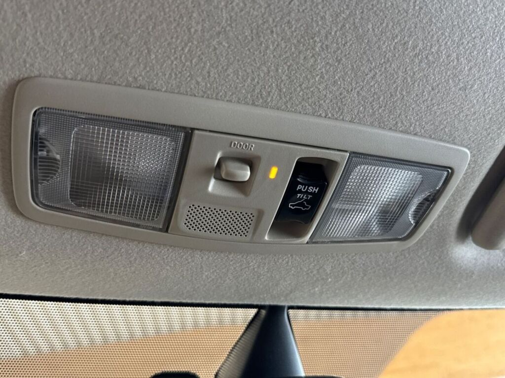 Mitsubishi Outlander PHEV 2014 Sininen
