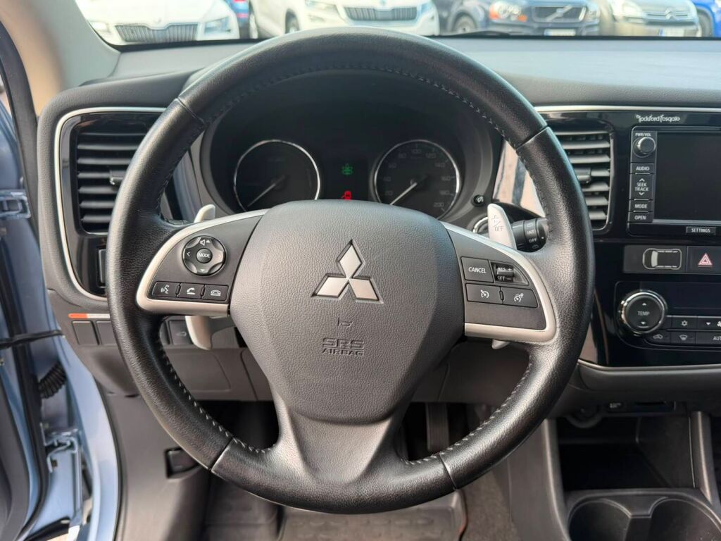 Mitsubishi Outlander PHEV 2014 Sininen
